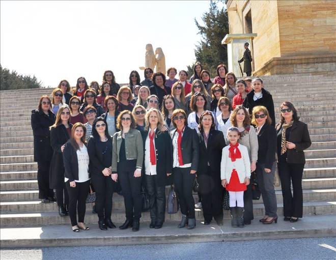 Türk Kadınlar Birliği Menemen Şubesi Ata nın huzurunda