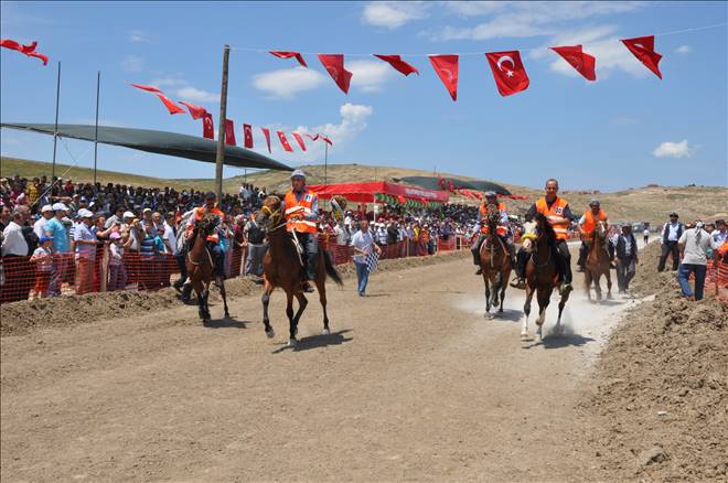 Rahvan Atlar 4. Kez Menemen de Koşacak…