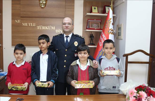 Emniyet Müdürlüğü Satranç Turnuvası nda  Dereceye girenler ödüllendirildi