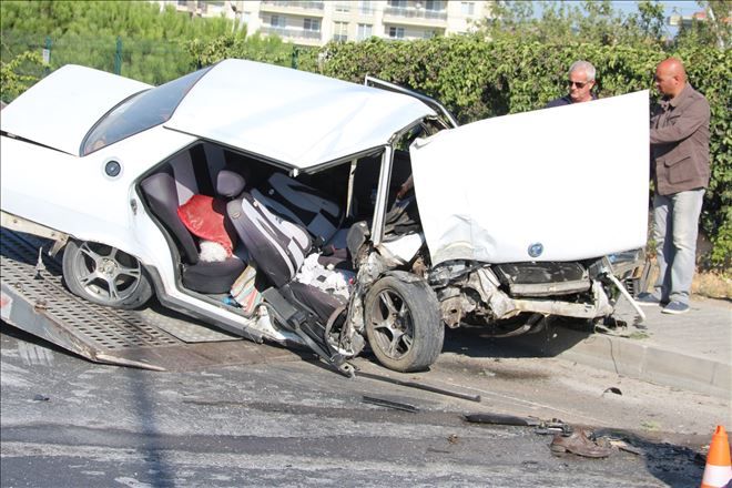 Menemen´de trafik kazası: 1 ölü 1 yaralı