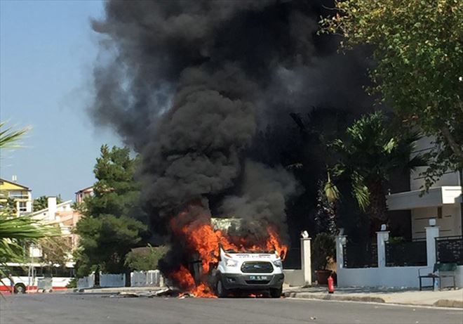 AMBULANSLAR YANIYOR!