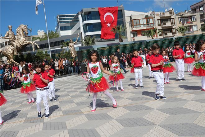 Menemen´de Çocuk Bayramı