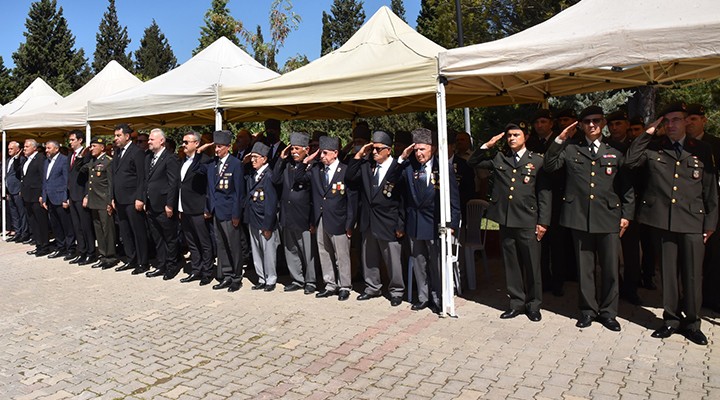 15 TEMMUZ ŞEHİTLERİ MENEMEN'DE DUALARLA ANILDI