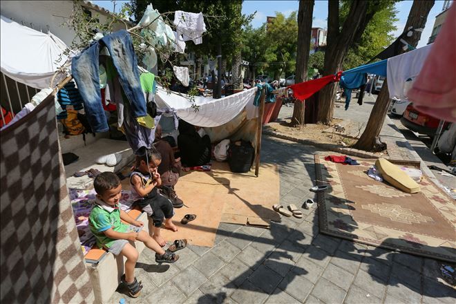 Kendimiz için değil, çocuklarımız için kaçıyoruz