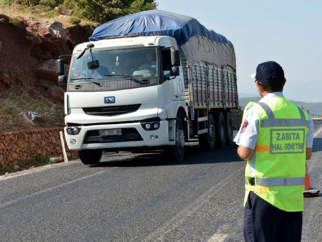 Kaçak sebze ve meyveye  sıkı markaj”