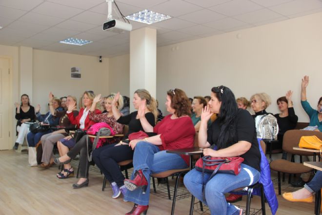 Türk Kadınlar Birliği Derneği nde Müesser Kırımlı yla Yola Devam  