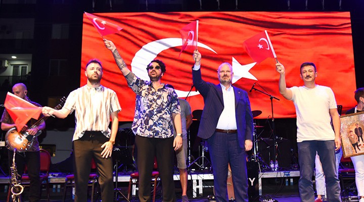 KOYUNDERE'DE ZAFER KONSERLERİ