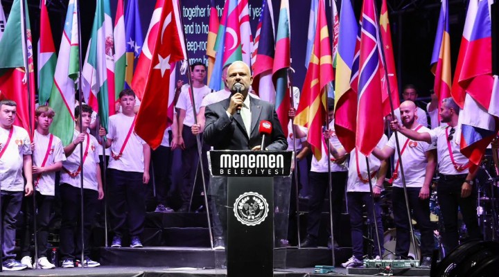 MENEMEN ÇÖMLEK FESTİVALİNE MUHTEŞEM AÇILIŞ