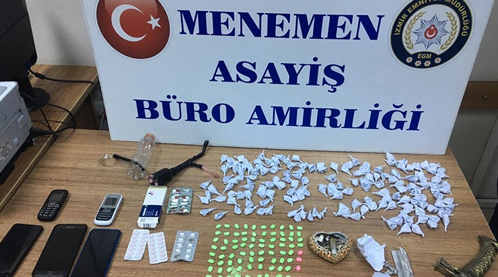 Menemen'de Uyuşturucu Ticareti Yapan 3 Kişi Gözaltına Alındı