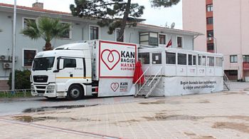 Türk Kızılay’ın Kan bağışı Tırı Menemen’de