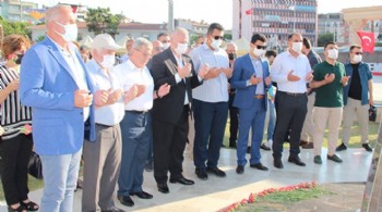 Srebrenitsa Katliamında Hayatını Kaybeden Vatandaşlar Törenle Anıldı