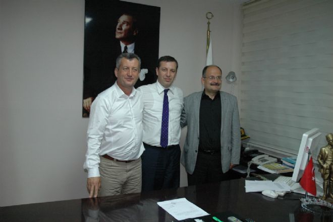 CHP li Rahmi Aşkın Türeli Menemen de