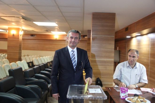 Menemen Ticaret Odası nda İstifa  