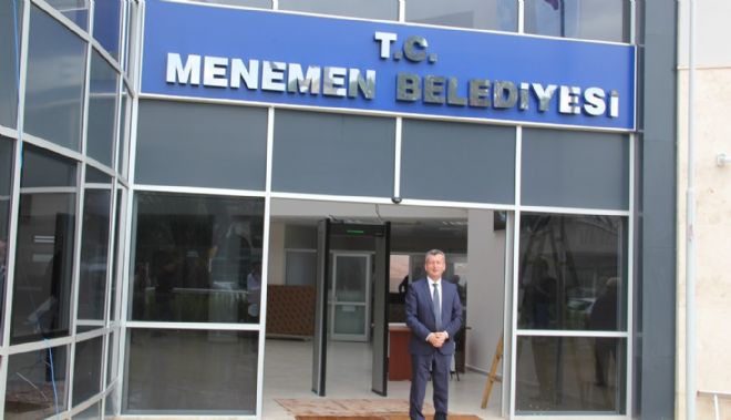 Yeni Belediye Binasıyla     ESKİ MENEMEN E GÜNEŞ DOĞDU”