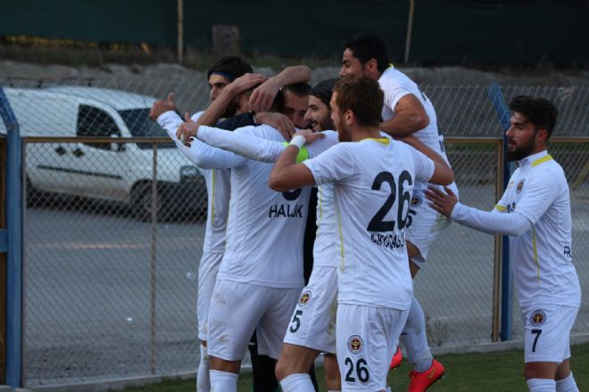 Menemen Belediyespor liderlik için sahada 