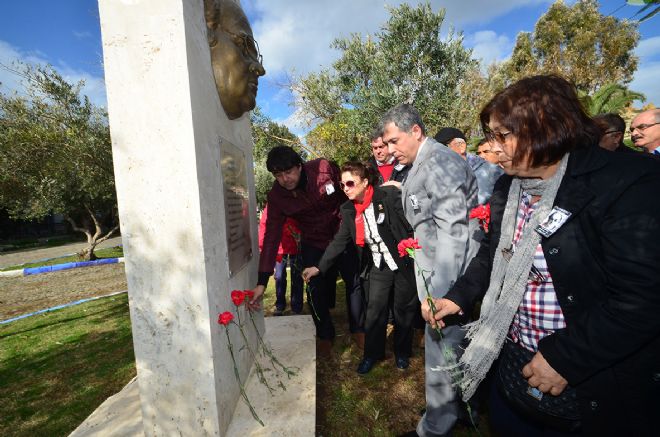 Foça da Uğur Mumcu Anması Işıkları Işığımız Olacak