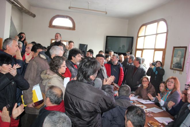 Menemen Foça Aliağa birlikte  hayır” dedi  Şimdilik fareler ölüyor”