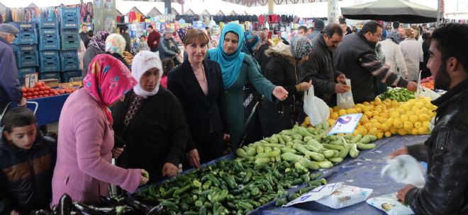  AK Parti Aday Adayı Nermin Alpdoğan Menemen de 