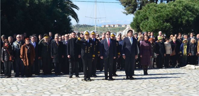 Çanakkale Zaferi Foça da da Törenlerle Kutlandı