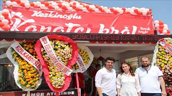 Kömürde tavuğun adresi Kanatçı Kral