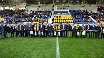 Menemenspor Yeni Stadı´nda Galibiyetle Başladı