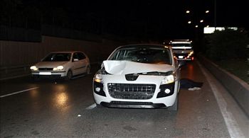 İzmir´de otomobilin çarptığı kadın öldü