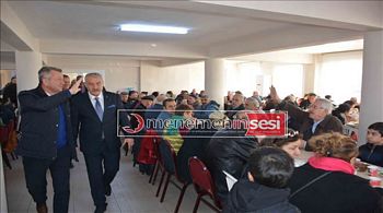 Menemen´de canlar bir oldu, Başkan ŞAHİN´i plaketlerle onurlandırdı