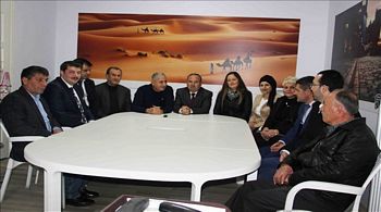 Yeni ve Genç Ekibini Tanıttı