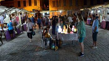 Dekoratif Su Kabakları,  Foça Sanat Sokağı'nda Gün Gibi Doğdu 