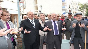 Yeni Camide Aşure Ziyareti  