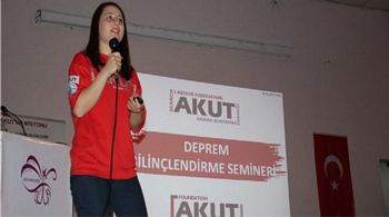 AKUT'tan deprem bilinçlendirme eğitimi