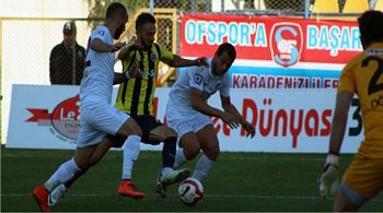 Penaltı kaçtı Menemen 3 puandan oldu: 0-0