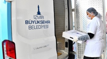 Büyükşehir Aşevi depremzedeler için gece gündüz iş başında