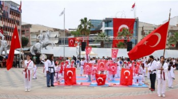 PEHLİVAN: KALBİMİZDE ATAMIZ, UMUDUMUZDA GENÇLERİMİZ VAR