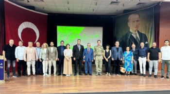 YAPAY ZEKA VE İNSAN KONFERANSINA YOĞUN İLGİ